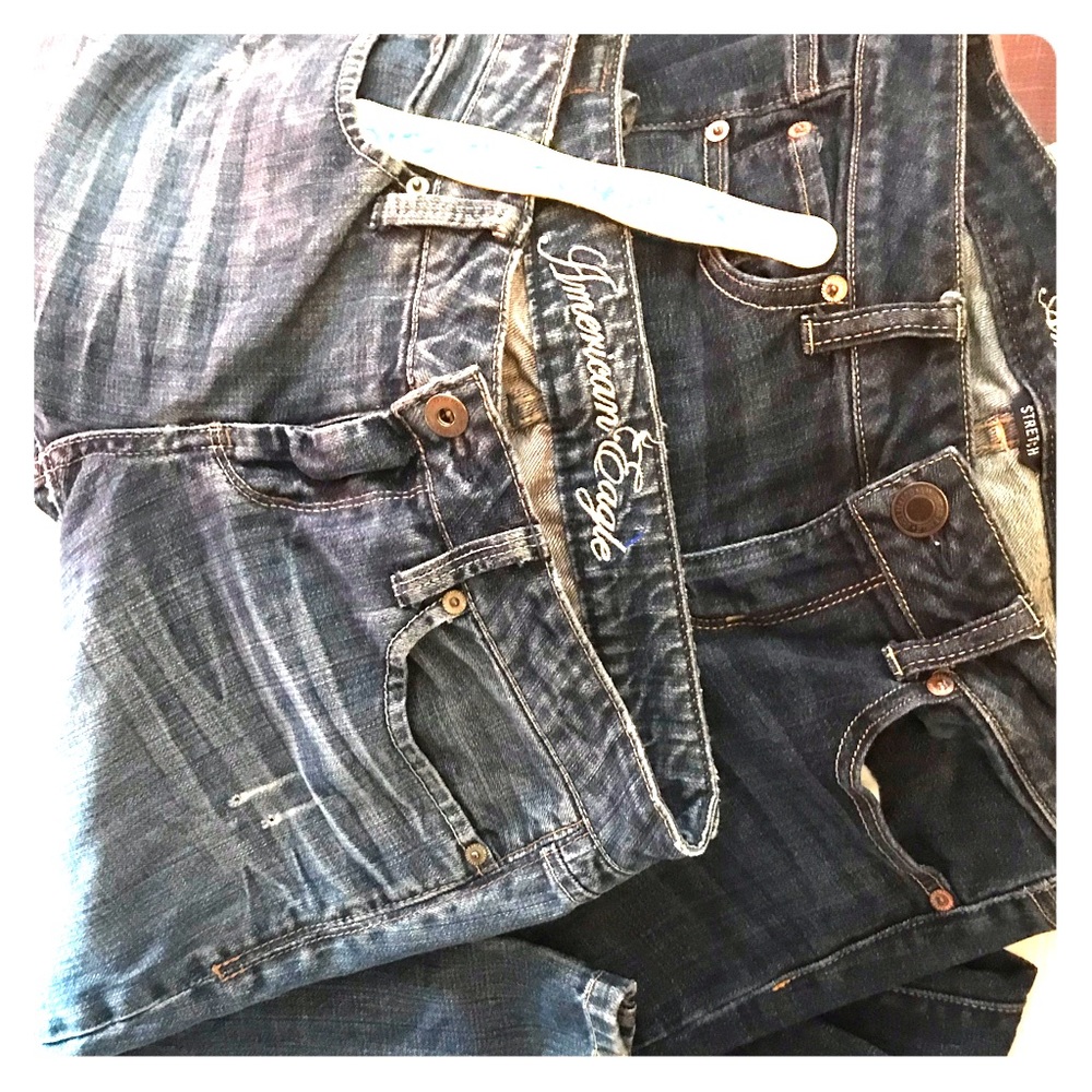 Sz 4 American Eagle TWO PAIR of jeans.